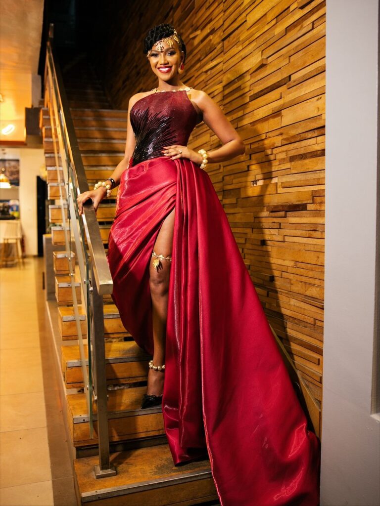 PRIX DU MEILLEUR FILM...